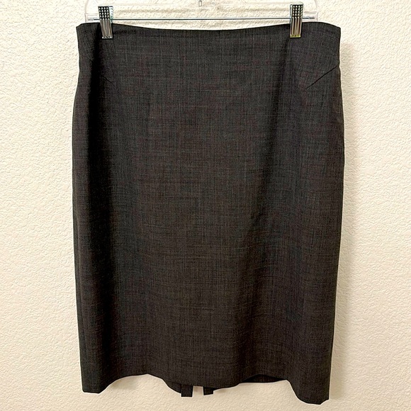 Dana Buchanan size 14 pencil skirtrt - Picture 3 of 7